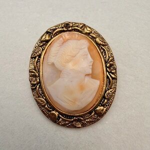 Vintage Cameo Carved Shell